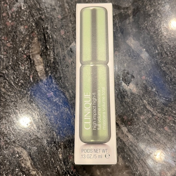 Clinique Bundle Hydration and Cleansing and Mascara - Picture 7 of 12